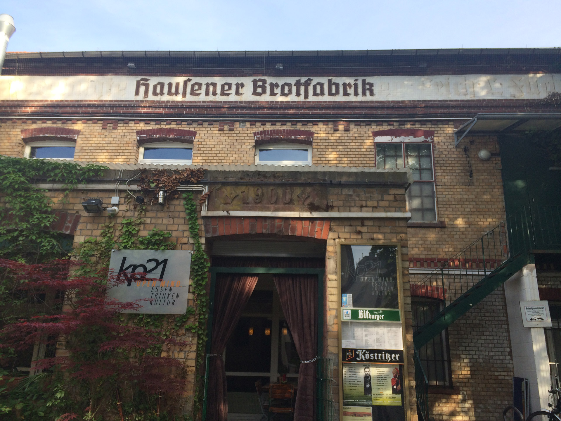 Jeden zweiten Montag im Monat findet der wmfra in der brotfabrik statt