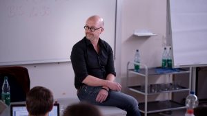 Gudio Augustin bei der Vorstellung des Fan-Prinzips